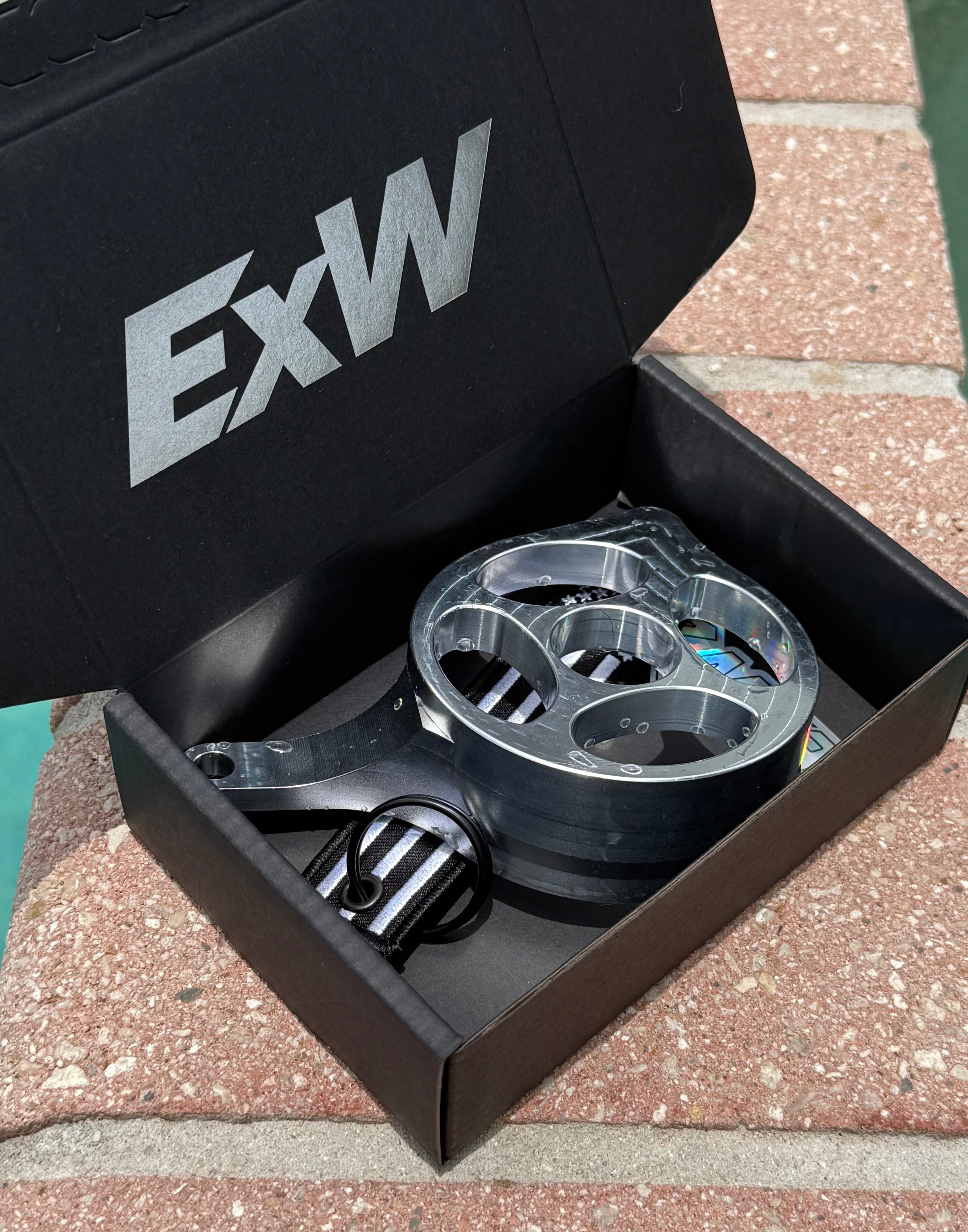 (PREORDER) XXX Metal motor cover V1